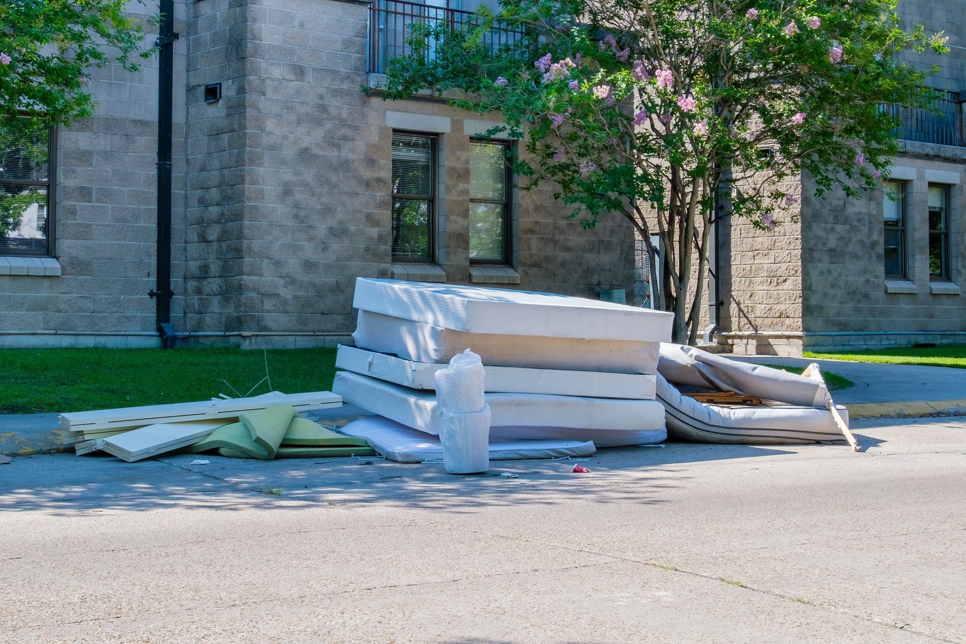 Mattress Disposal Made Simple: What to Do With an Old Bed