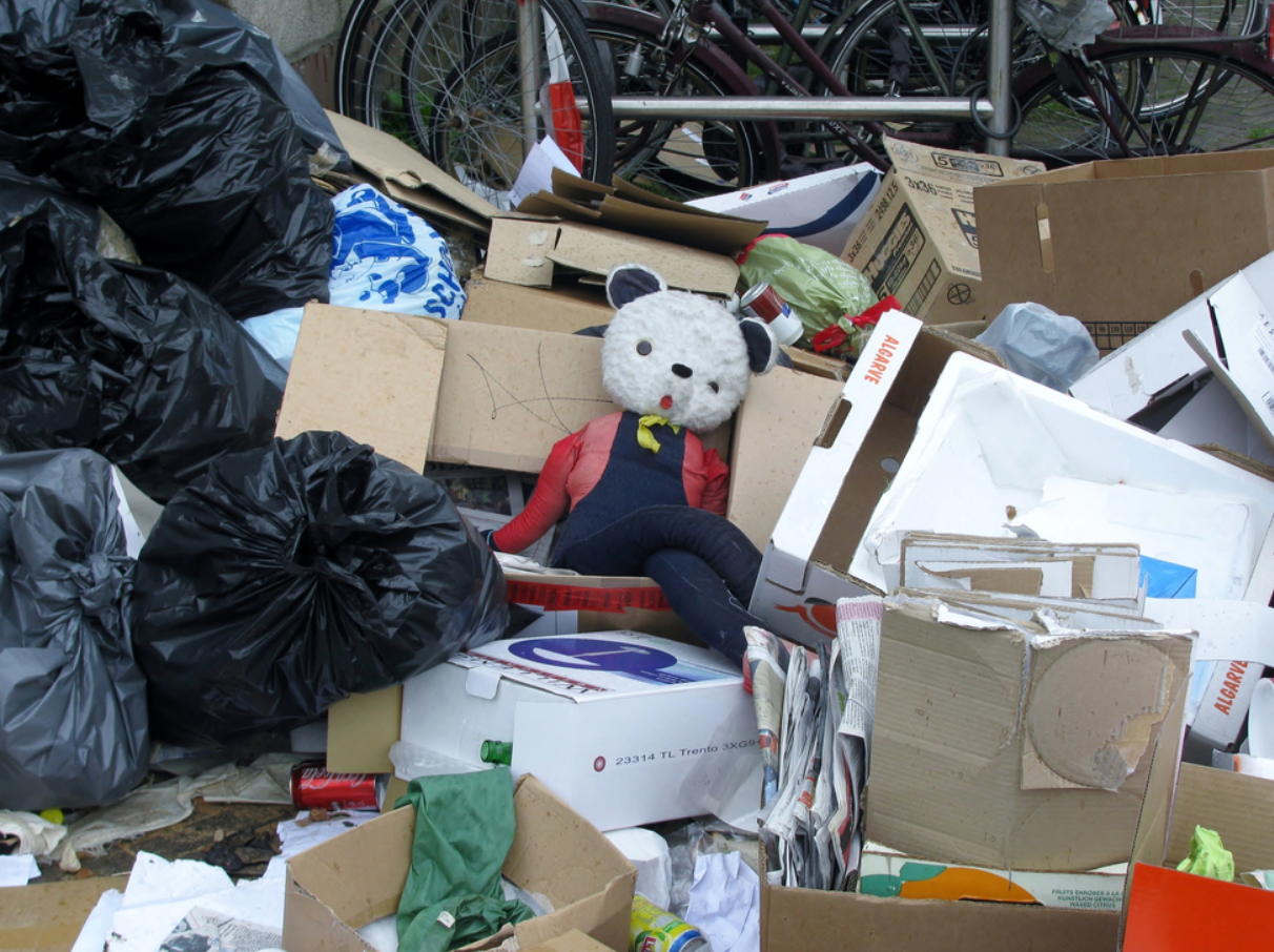What is a Junk Removal Service and How to Find the Best Provider
